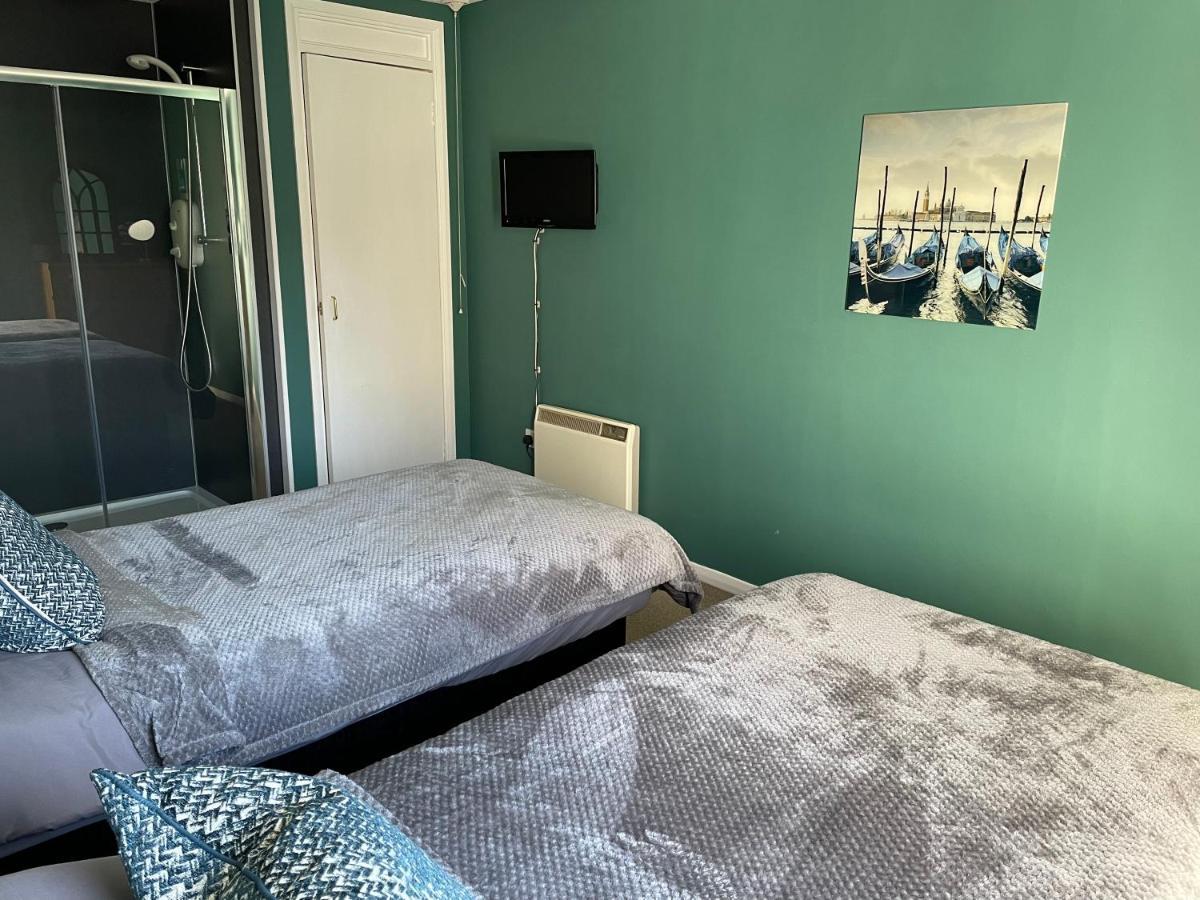 The Number Eleven Apartment Kilmuir  Zewnętrze zdjęcie